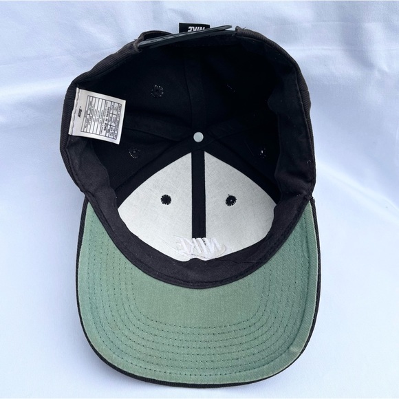 Vintage Nike Embroidered Spellout Logo Swoosh Faded Black Snapback Hat Cap - Picture 11 of 14